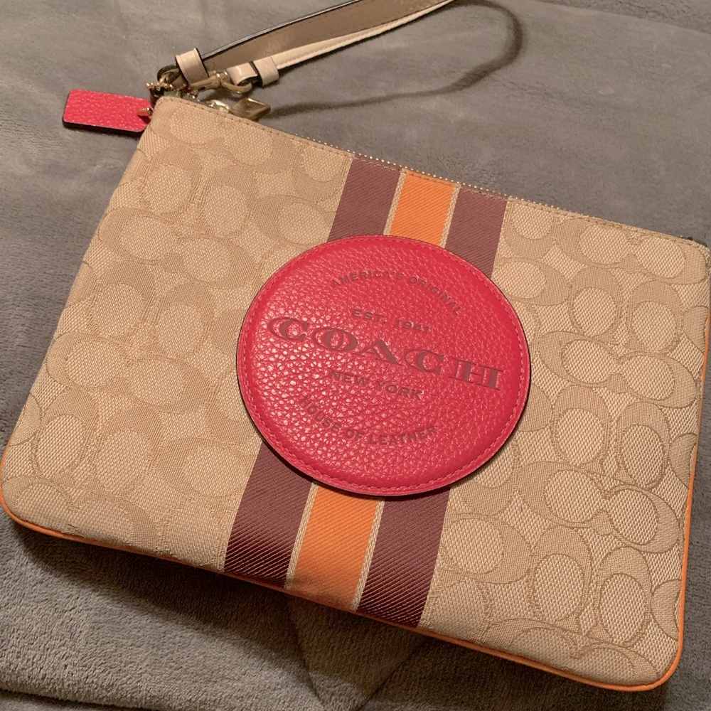 Wristlet